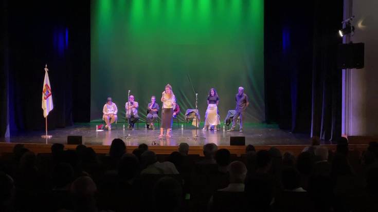 Ane Labaka eta Lierni Rekondo bertsolarien agurrak