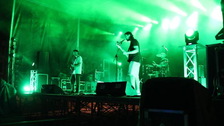Lukiek talde mungiatarrak rock doinuak ekarri ditu Sorgin gunera
