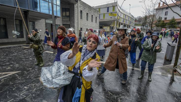 Herria mozorrotu eta koloreztatzera datoz Inauteriak