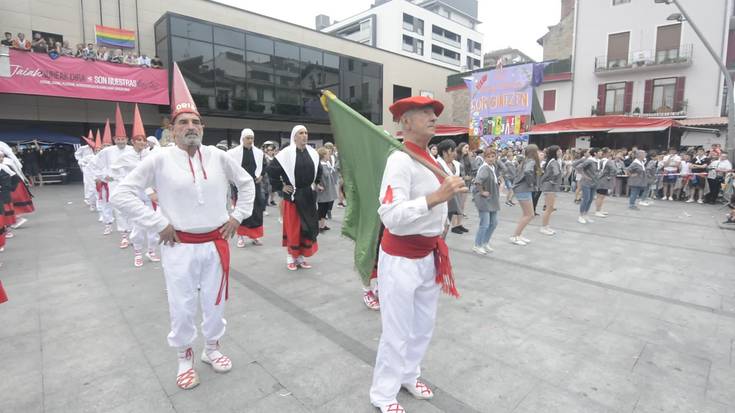 Okendo plazan bukatu dute Sorgin Dantza