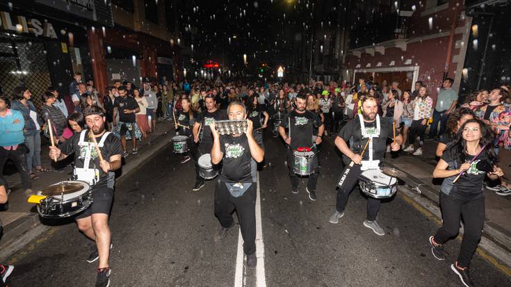 Ostiraleko festa, batukadaren erritmora